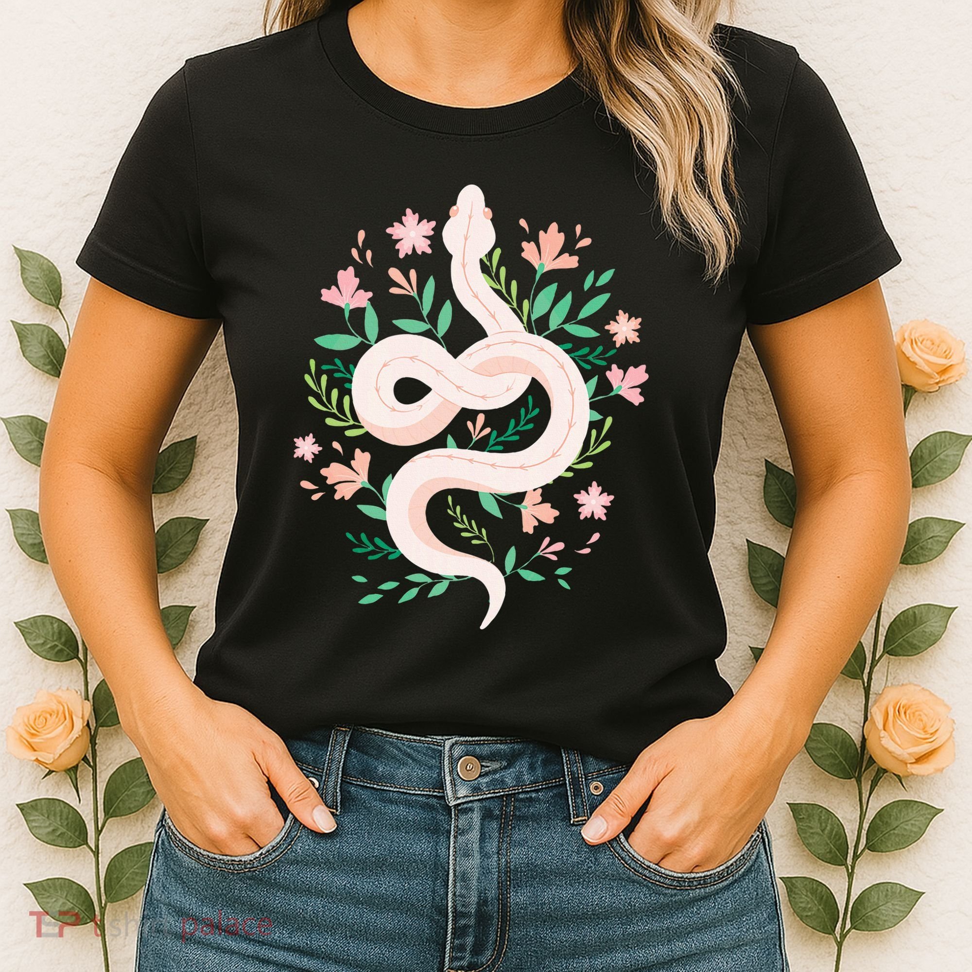 Snake Reptile Flowers Poisonous Python Cobra Animal Gift Women's T-Shirt