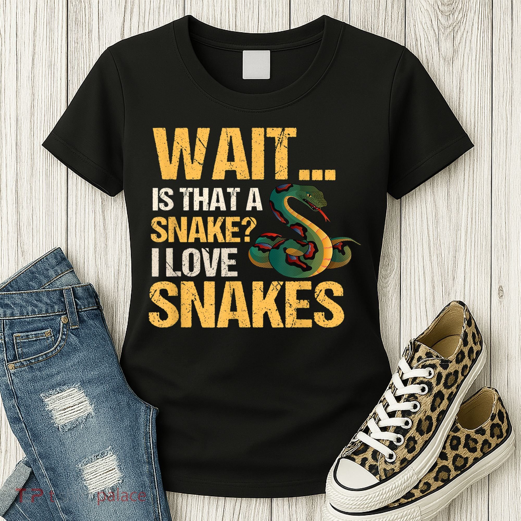 Snake Reptile Lovers Herpetologist Ophidiophilia Women's T-Shirt