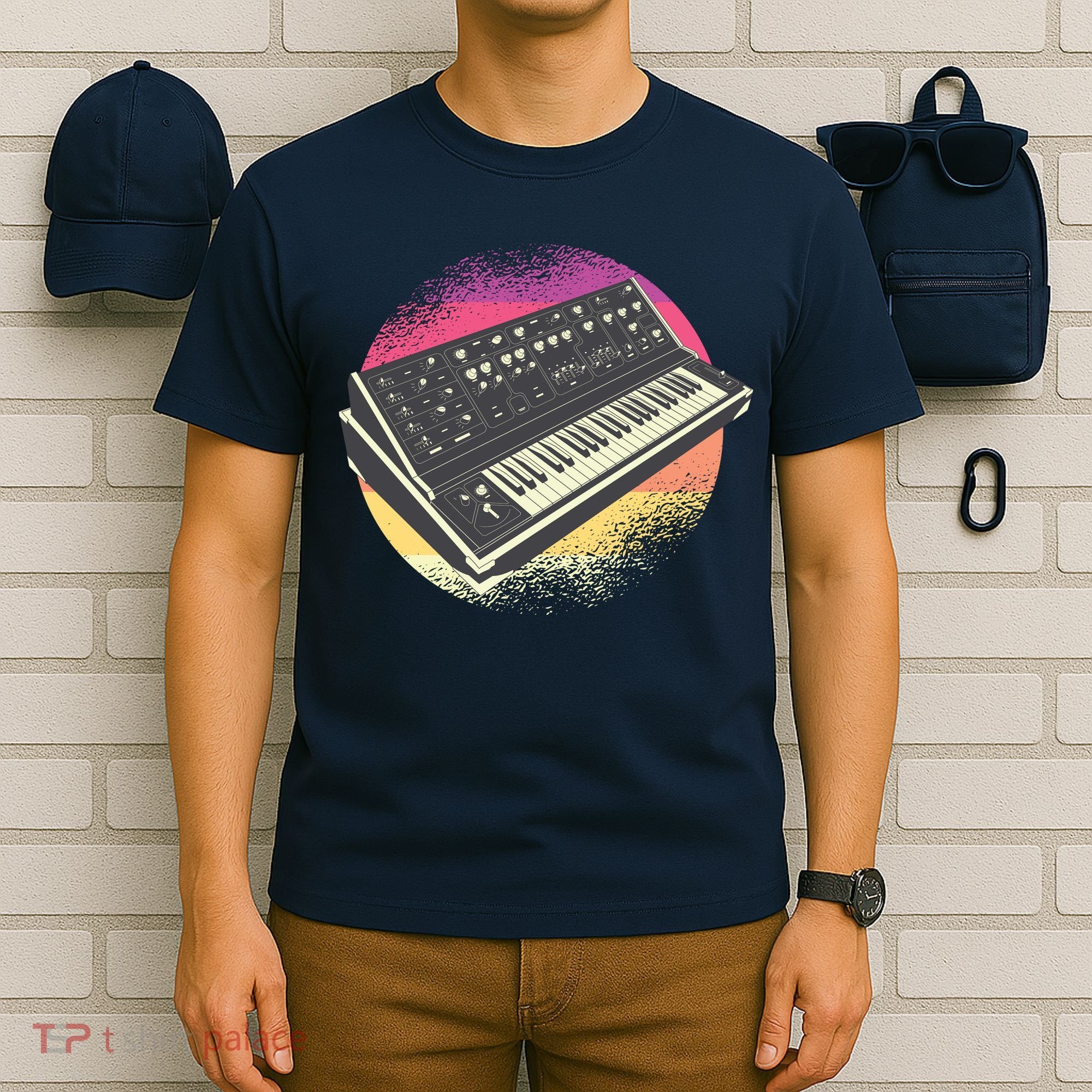 Synthesizer Retro T-Shirt