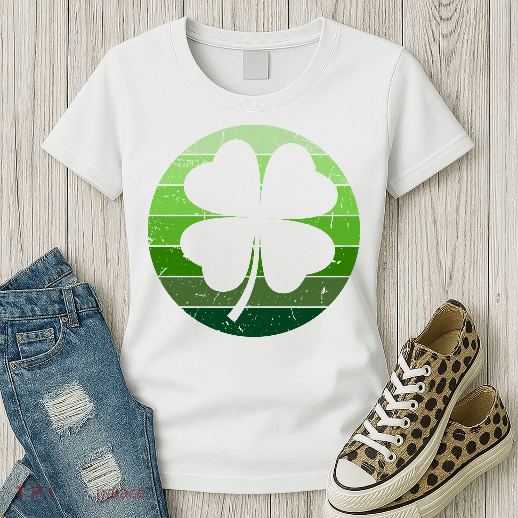 Shamrock Retro Sunset Lucky Leaf Women's T-Shirt