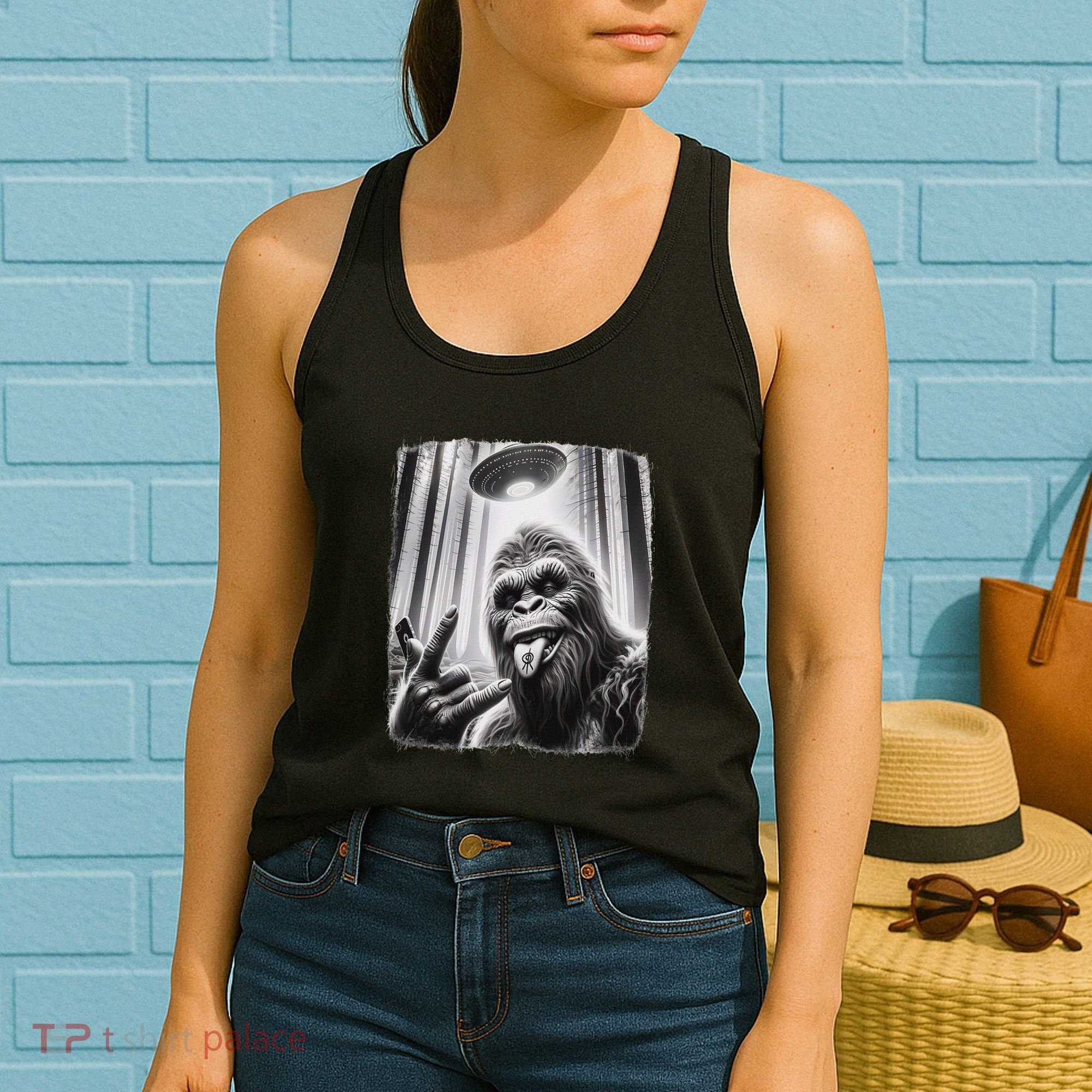 Sasquatch Selfie Big Foot Rock On Ufo Alien Women's Tank Top