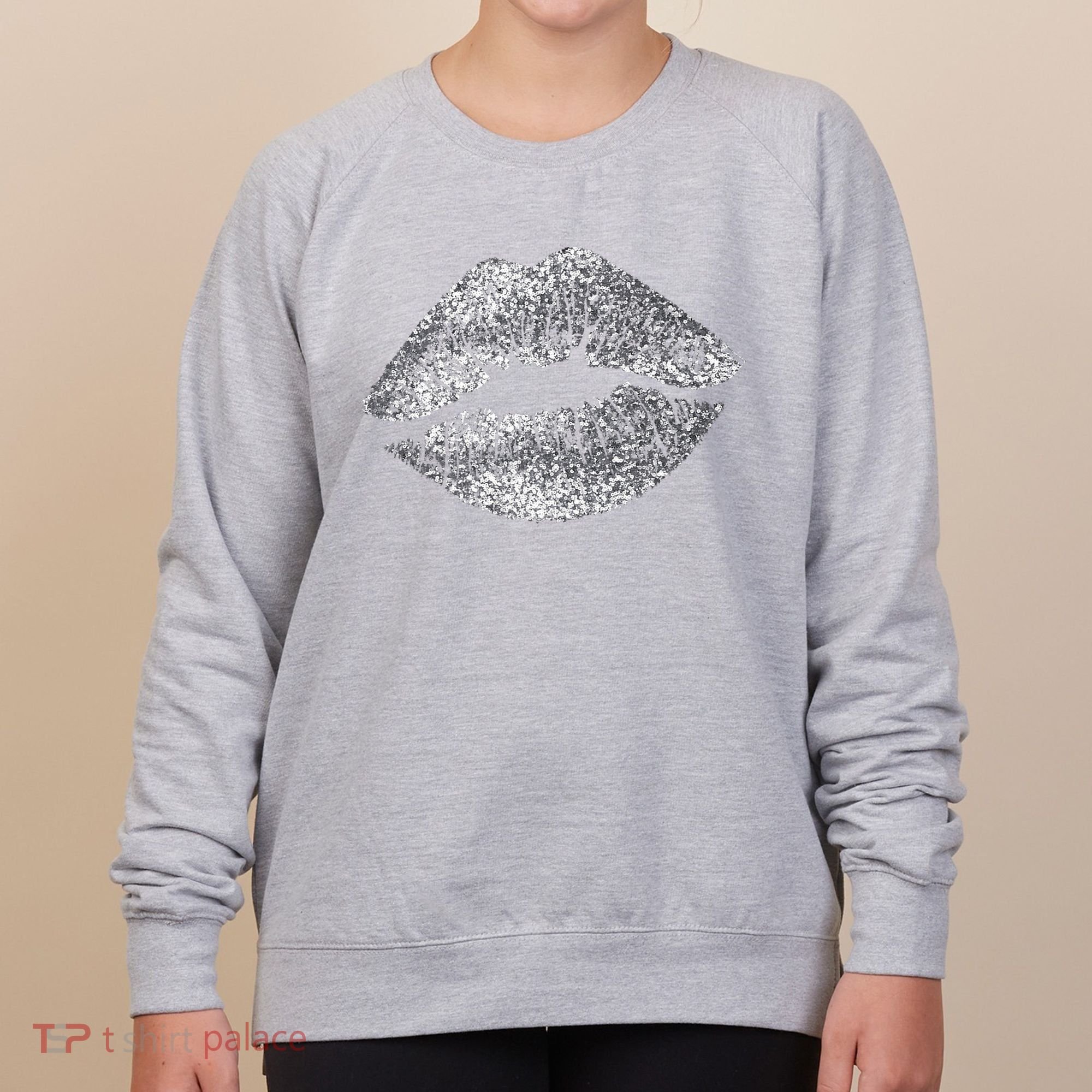 Sexy Silver Glitter Lips Kiss Me Love Makeup Lipstick Shirt Women's Sweatshirt