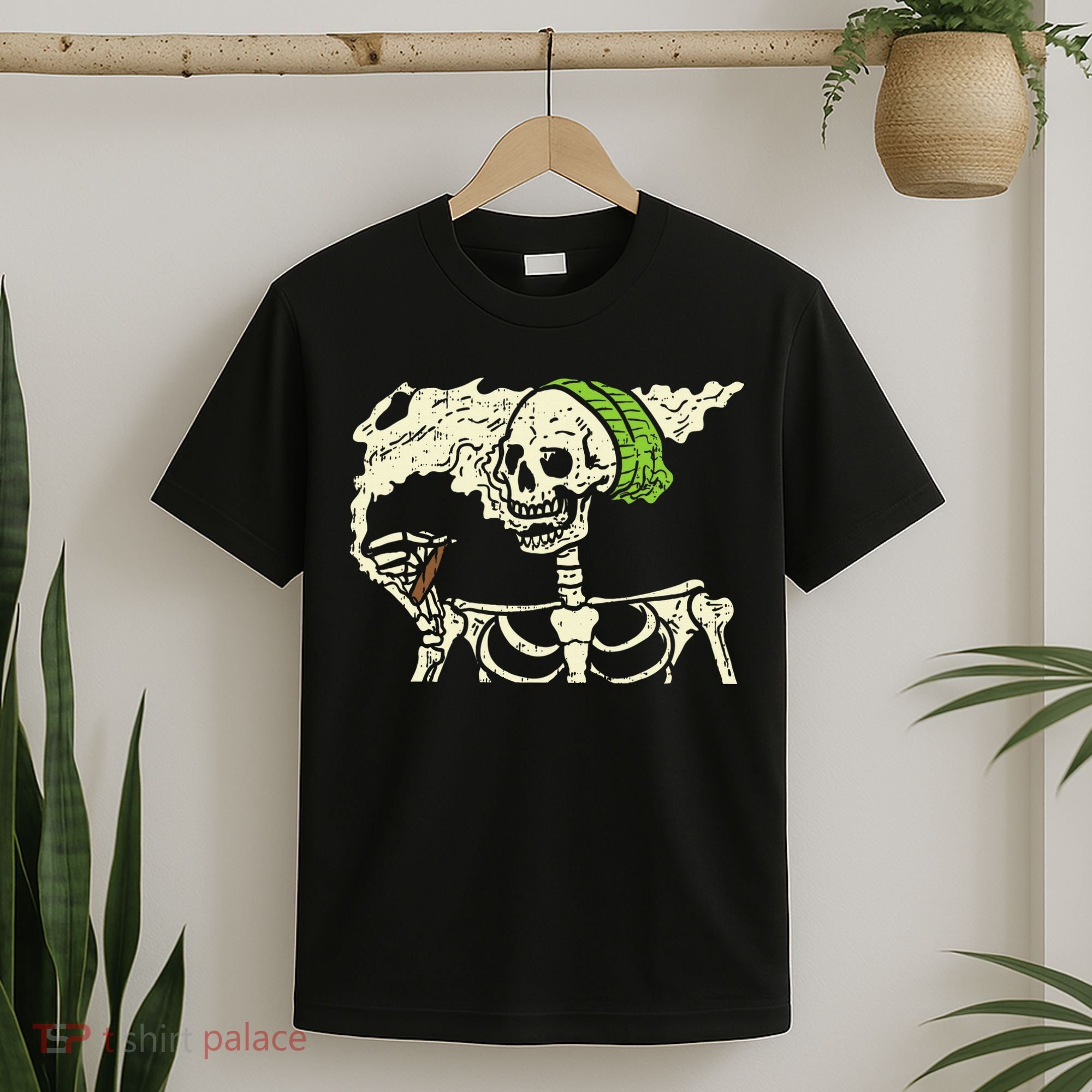 Smoking Skeleton Joint Funny Weed Pot 420 Cannabis Halloween T-Shirt