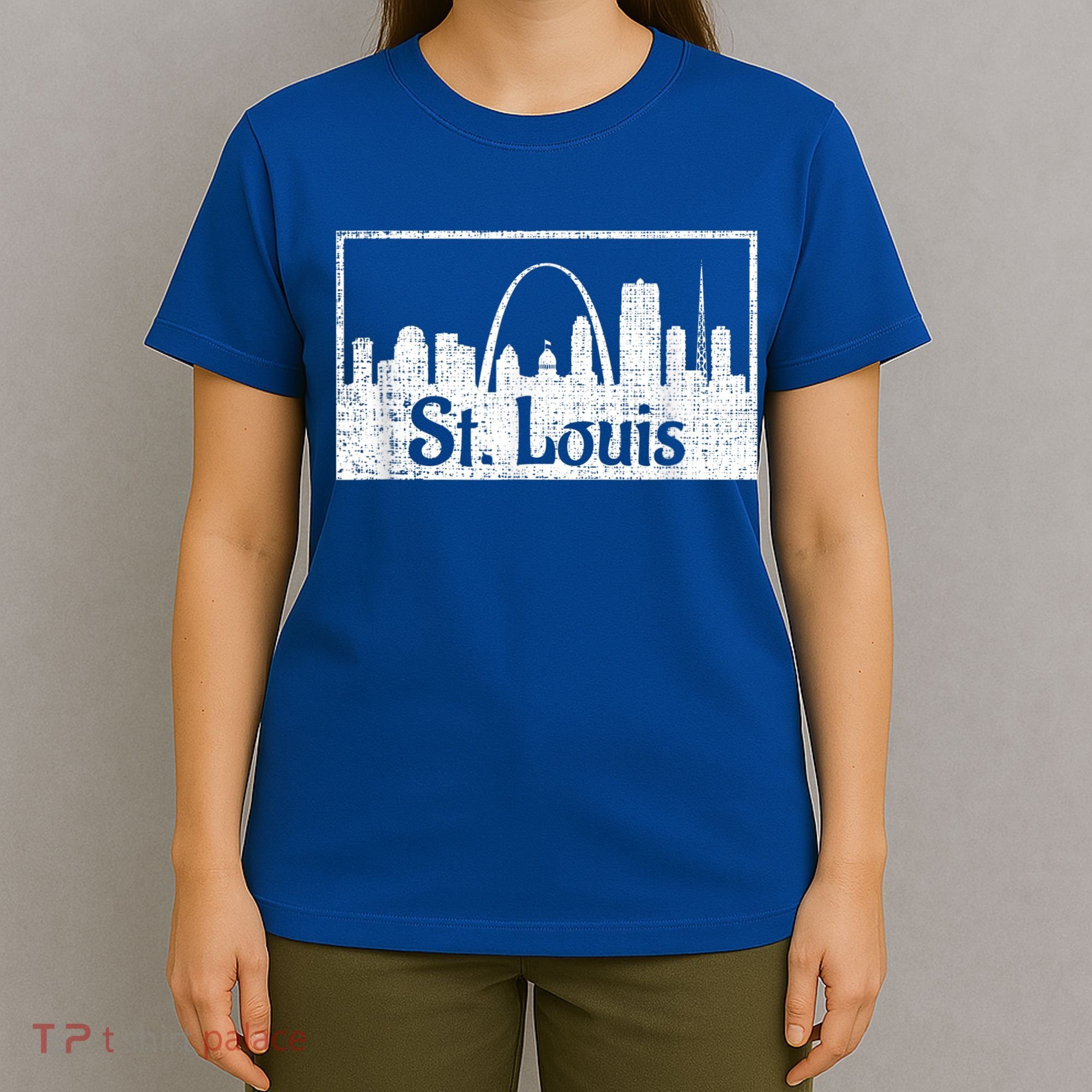 Saint St. Louis Missouri Skyline Souvenir Gift T-Shirt