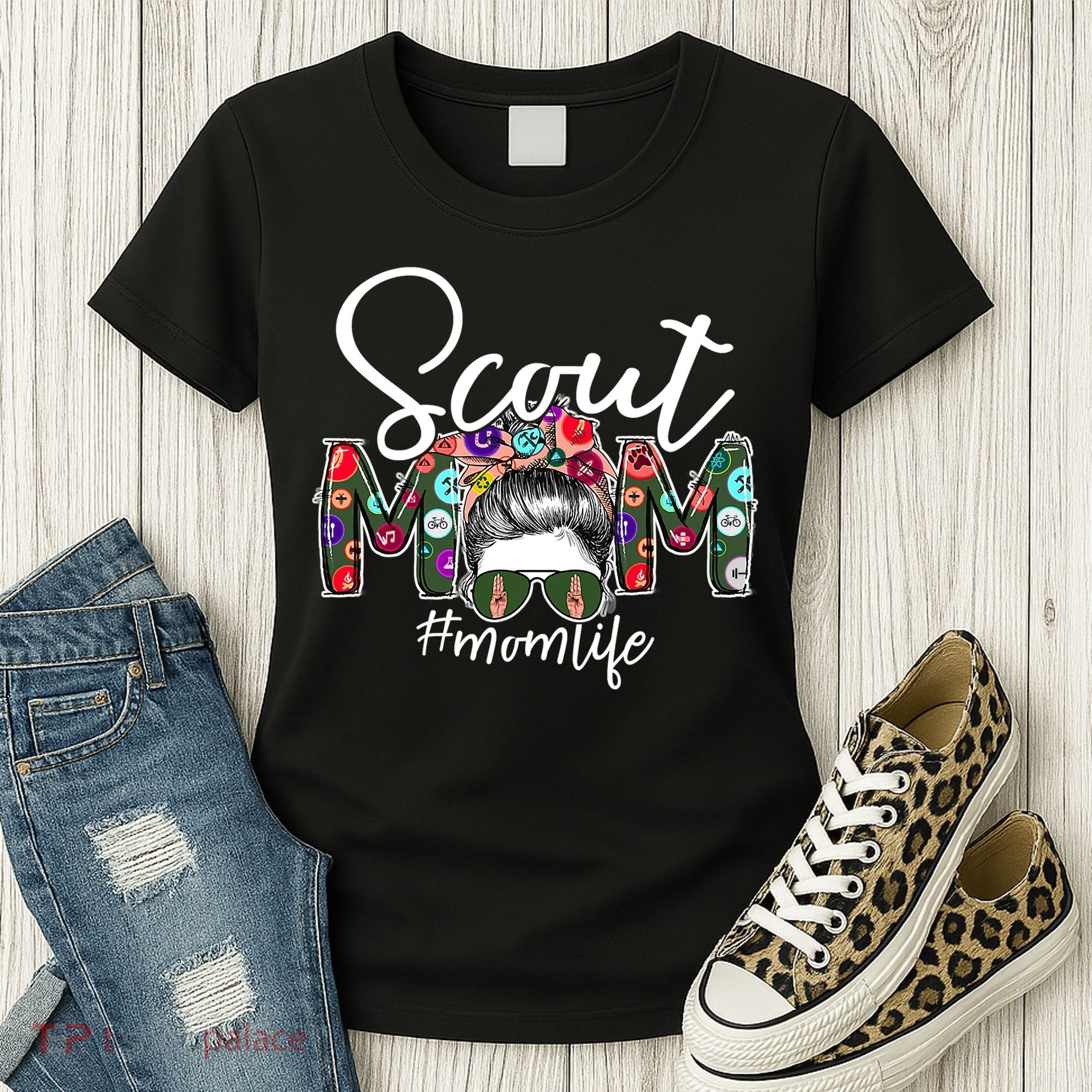 Scouting Scout Mom Life Messy Bun Hair Women's T-Shirt