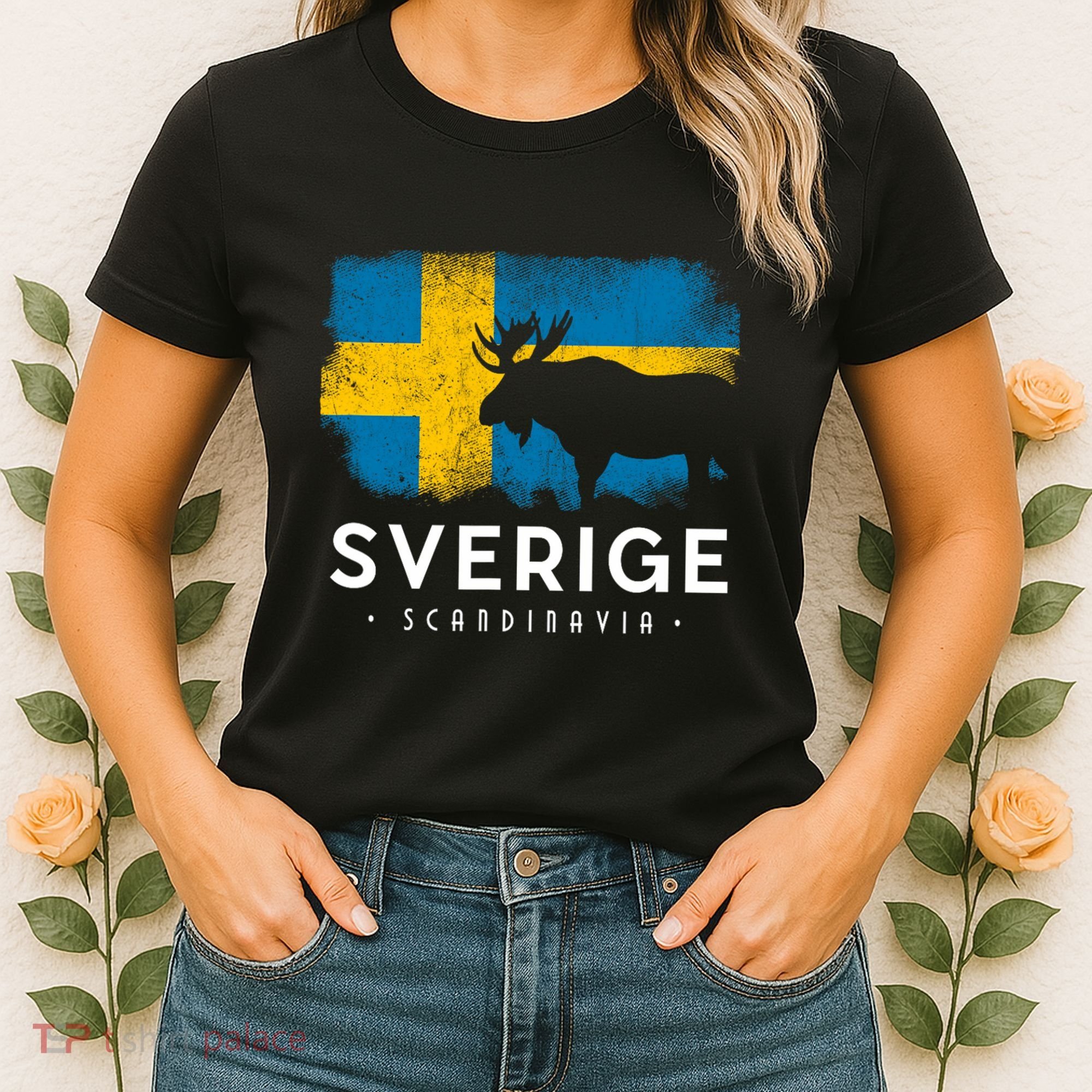Sverige Scandinavia Midsommar Swedish Flag Sweden Women's T-Shirt
