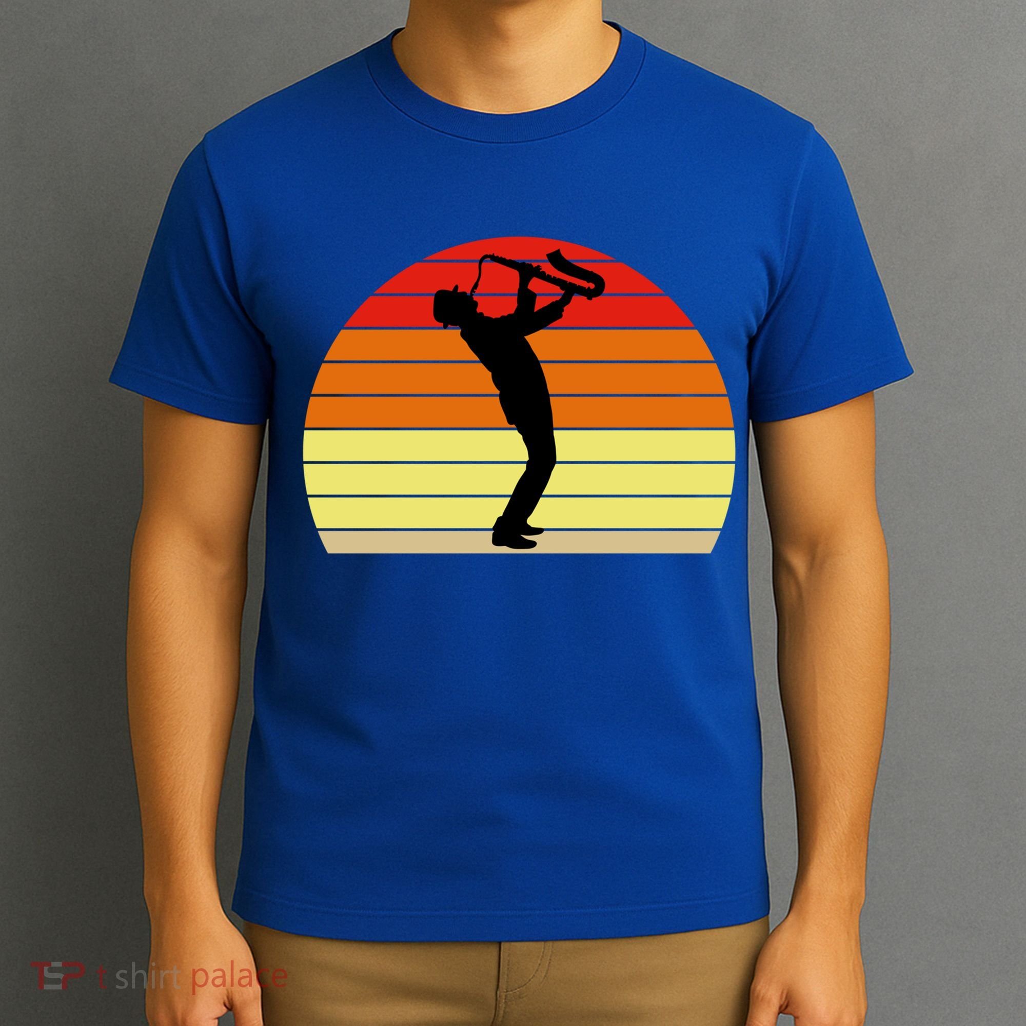 Sunset Saxophone Retro Saxophone Player Cool Gift T-Shirt