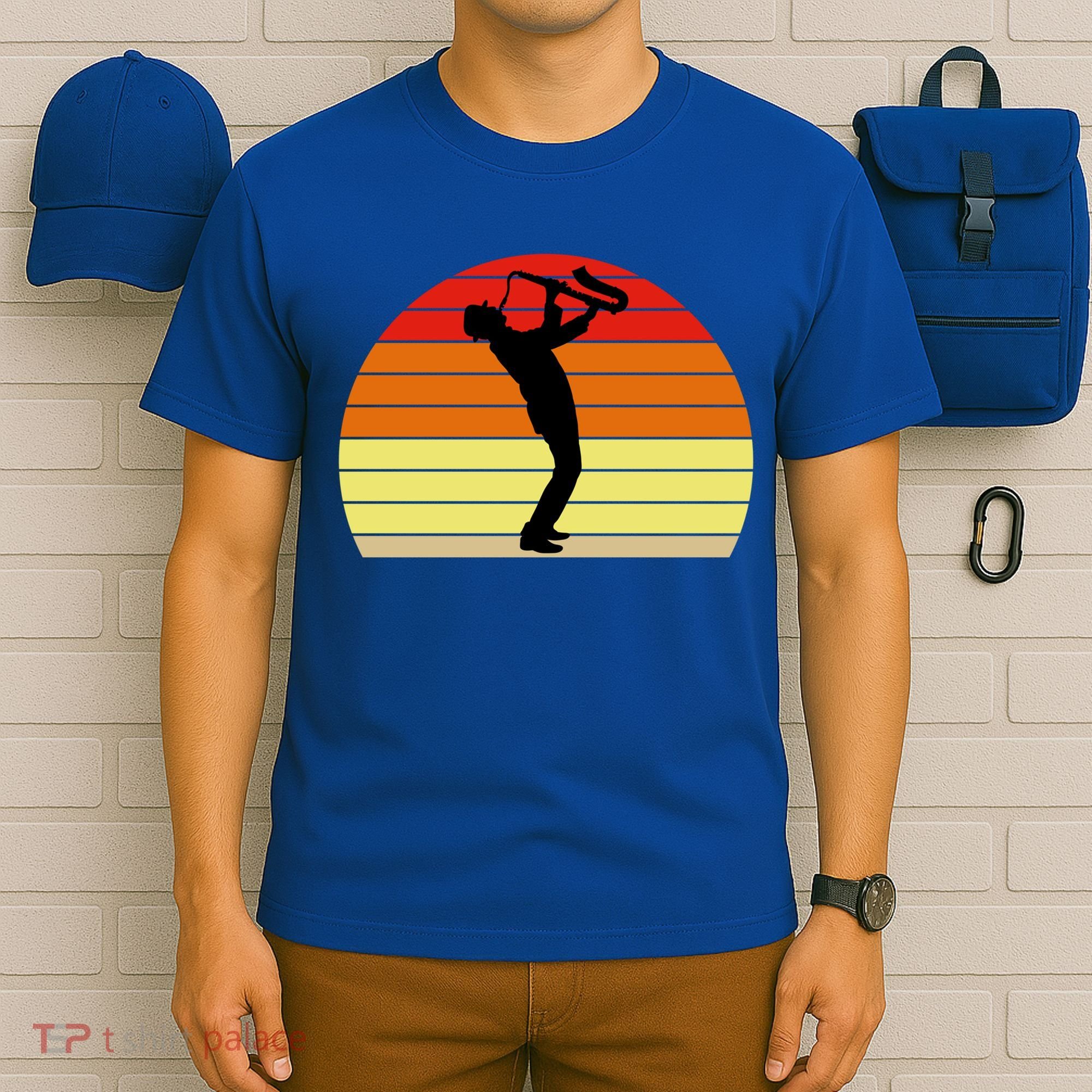 Sunset Saxophone Retro Saxophone Player Cool Gift T-Shirt