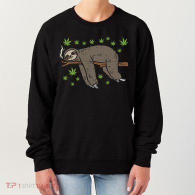 Sloth Smoking Weed Cannabis 420 Thc Marijuana Stoner Gift Women's Sweatshirt