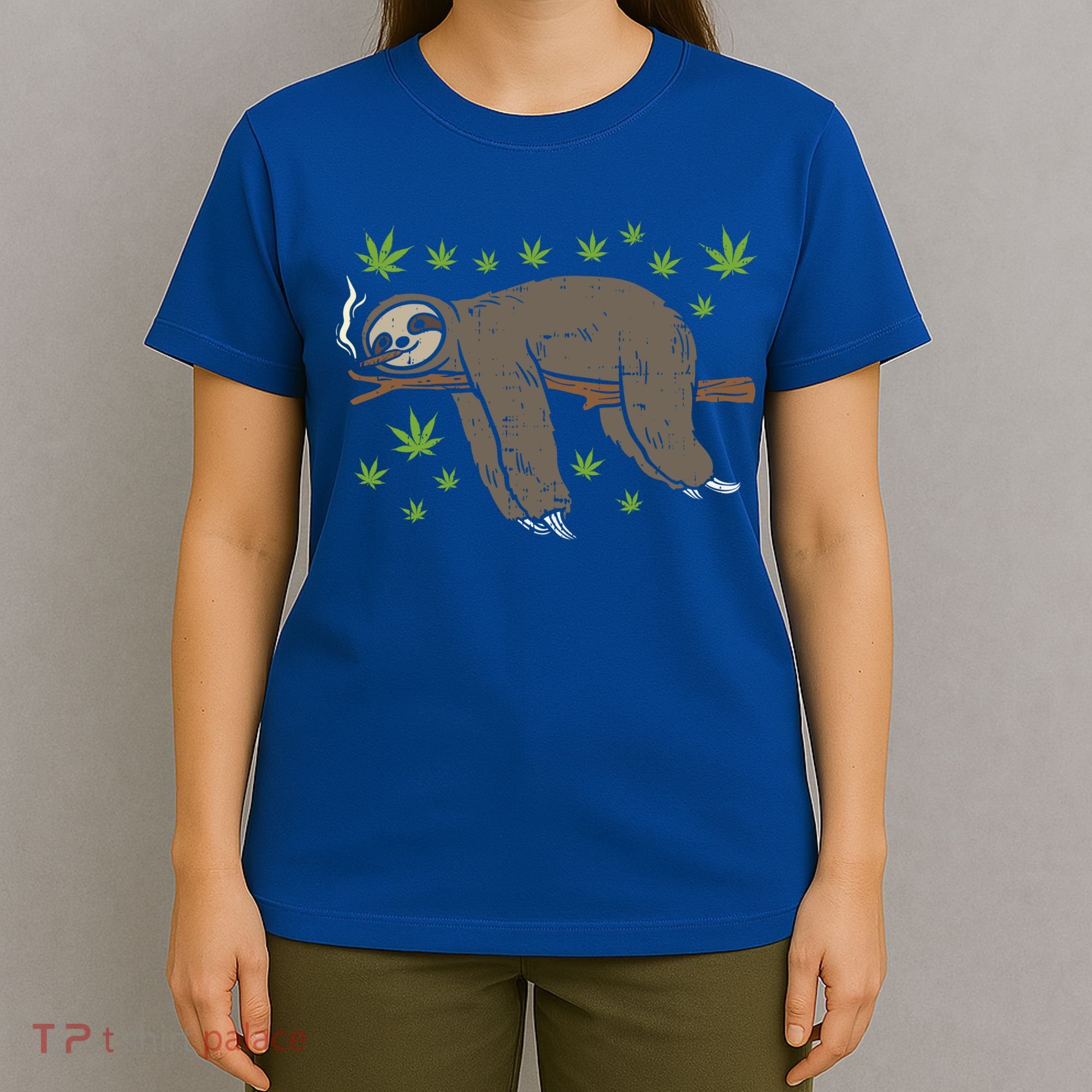 Sloth Smoking Weed Cannabis 420 Thc Marijuana Stoner Gift T-Shirt