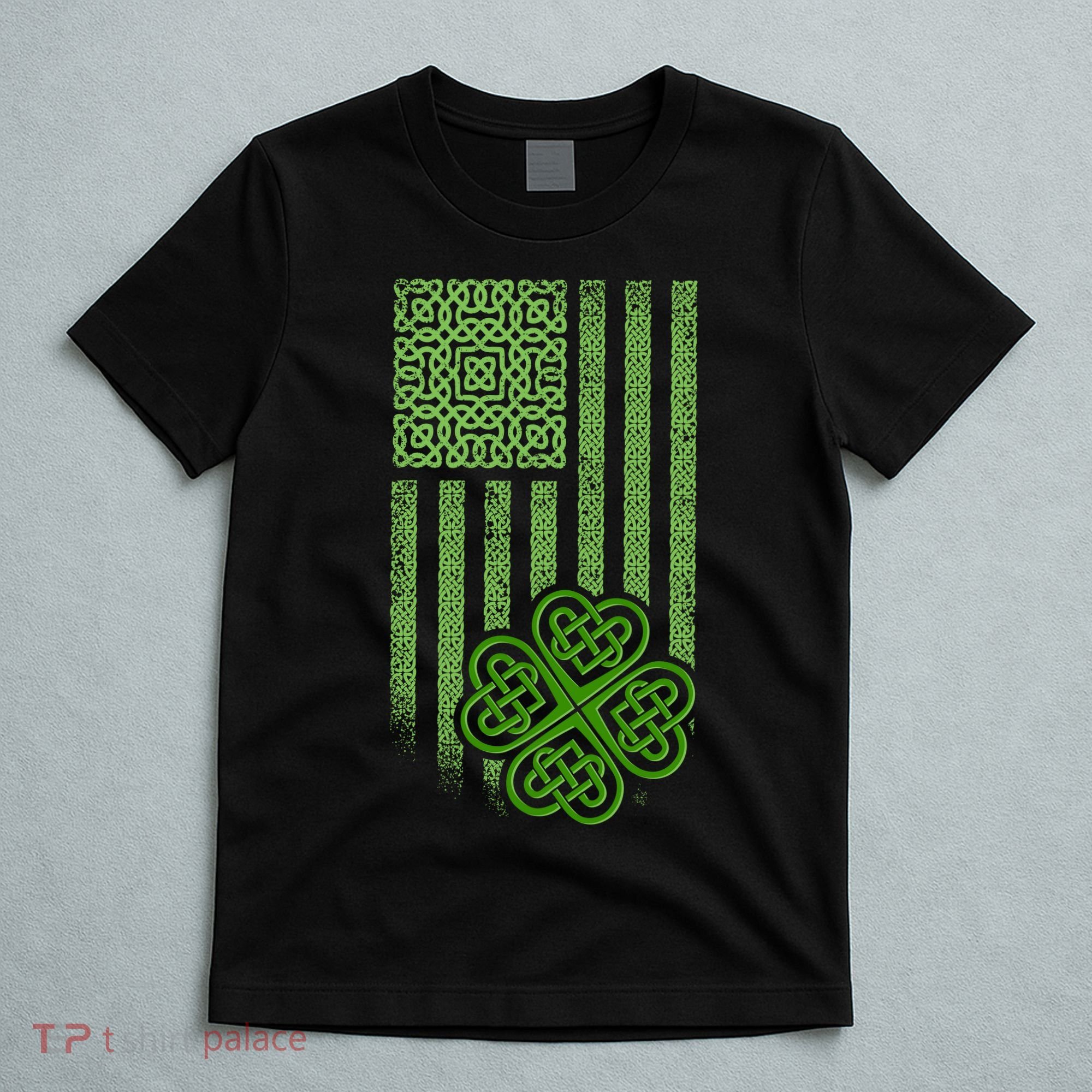 St Patrick's Day Celtic Shamrock US American Flag T-Shirt