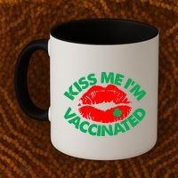 St Patrick's Day Kiss Me I'm Vaccinated Lipstick Shamrock Coffee Mug thumb 2