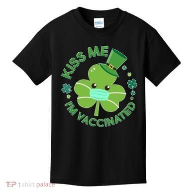 St Patrick's Day Kiss Me I'm Vaccinated Shamrock Kids T-Shirt