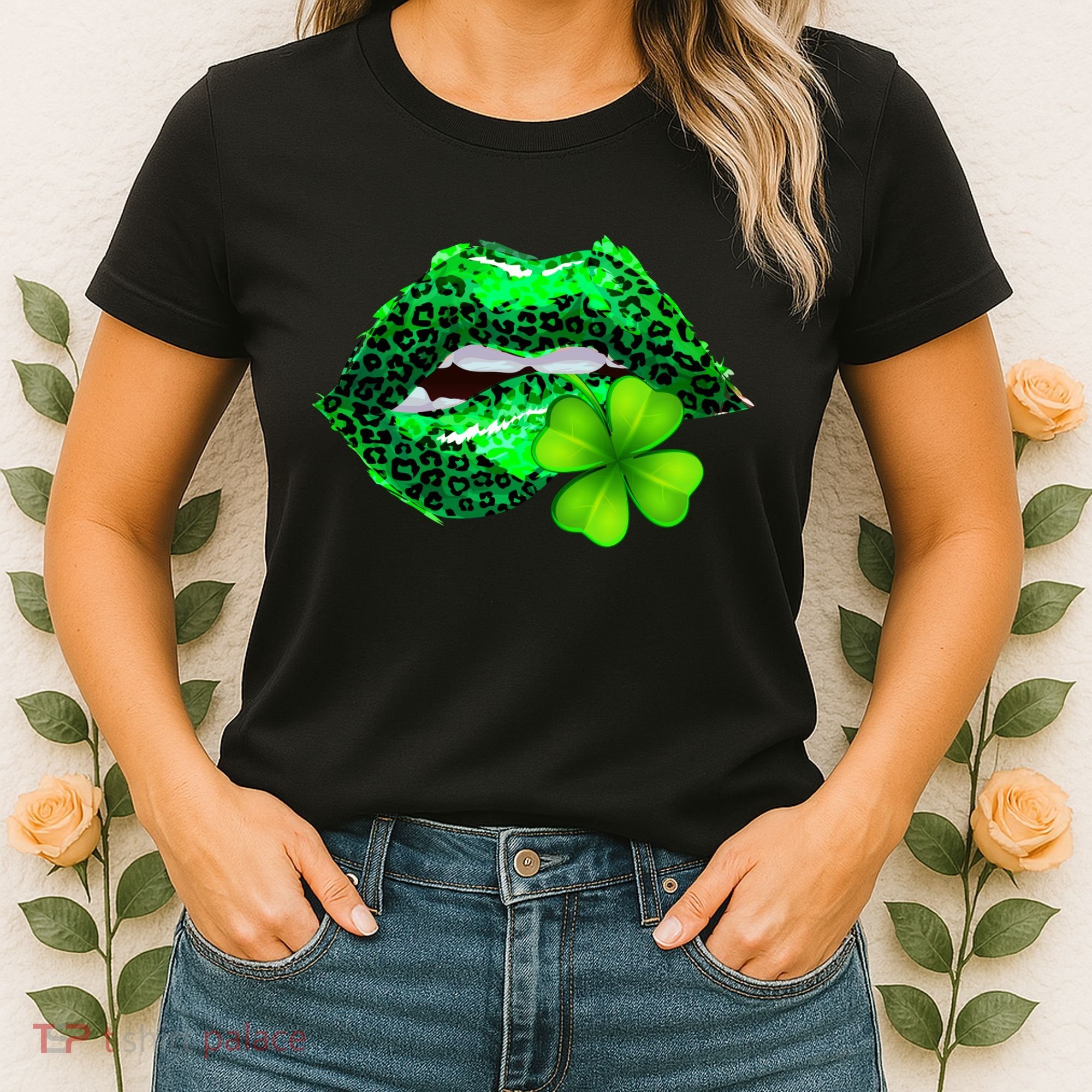 St Patrick's Day Leopard Print Lipstick Shamrock Women's T-Shirt