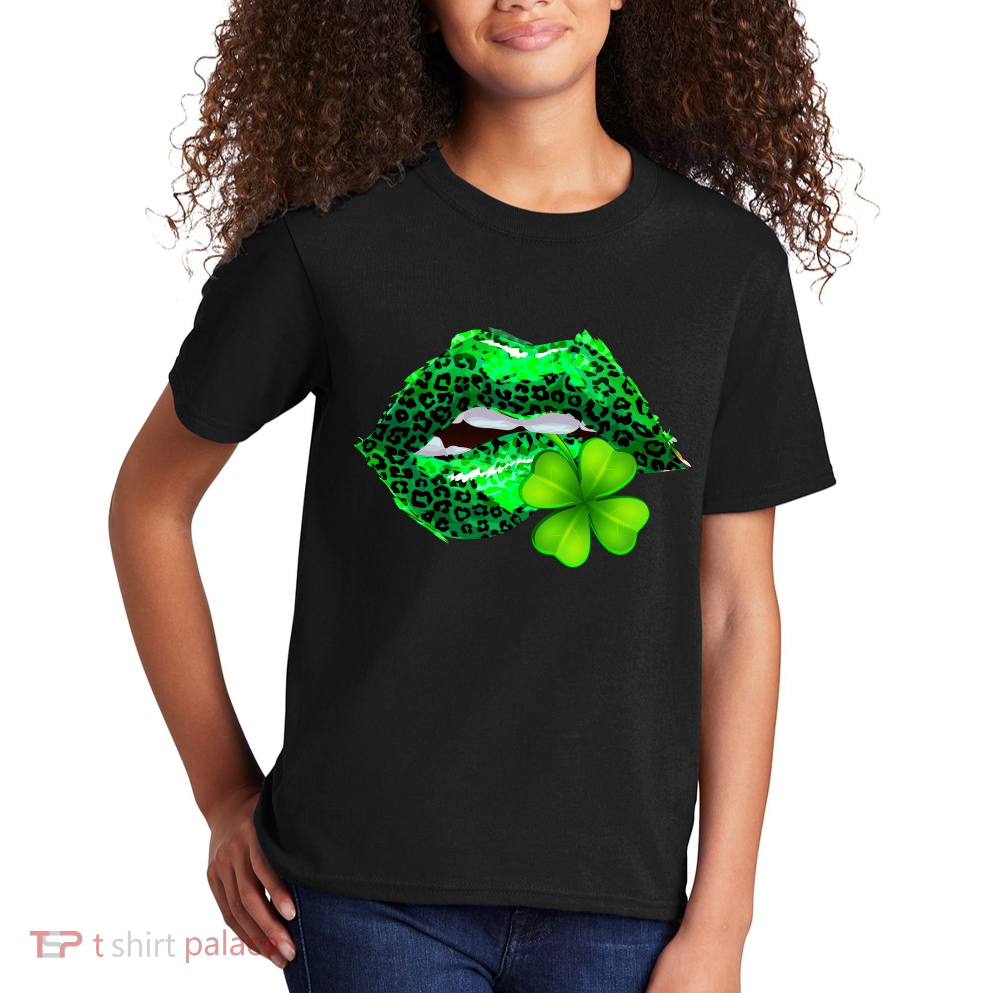 St Patrick's Day Leopard Print Lipstick Shamrock Kids T-Shirt