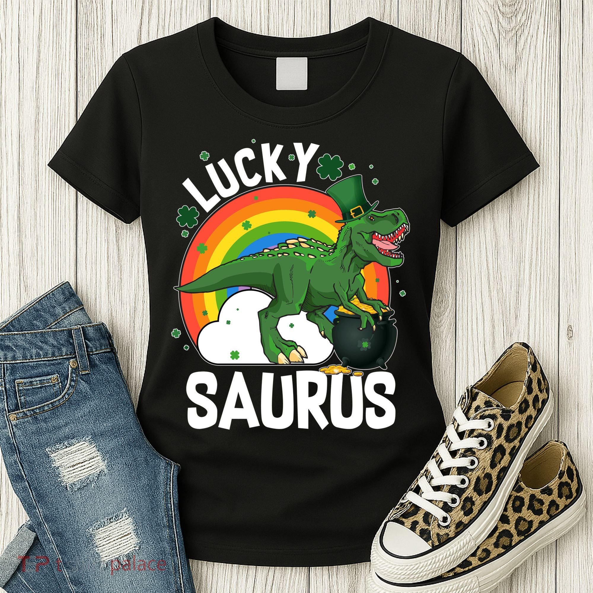St Patrick's Day Lucky Saurus T-Rex With Pot Of Gold Women's T-Shirt