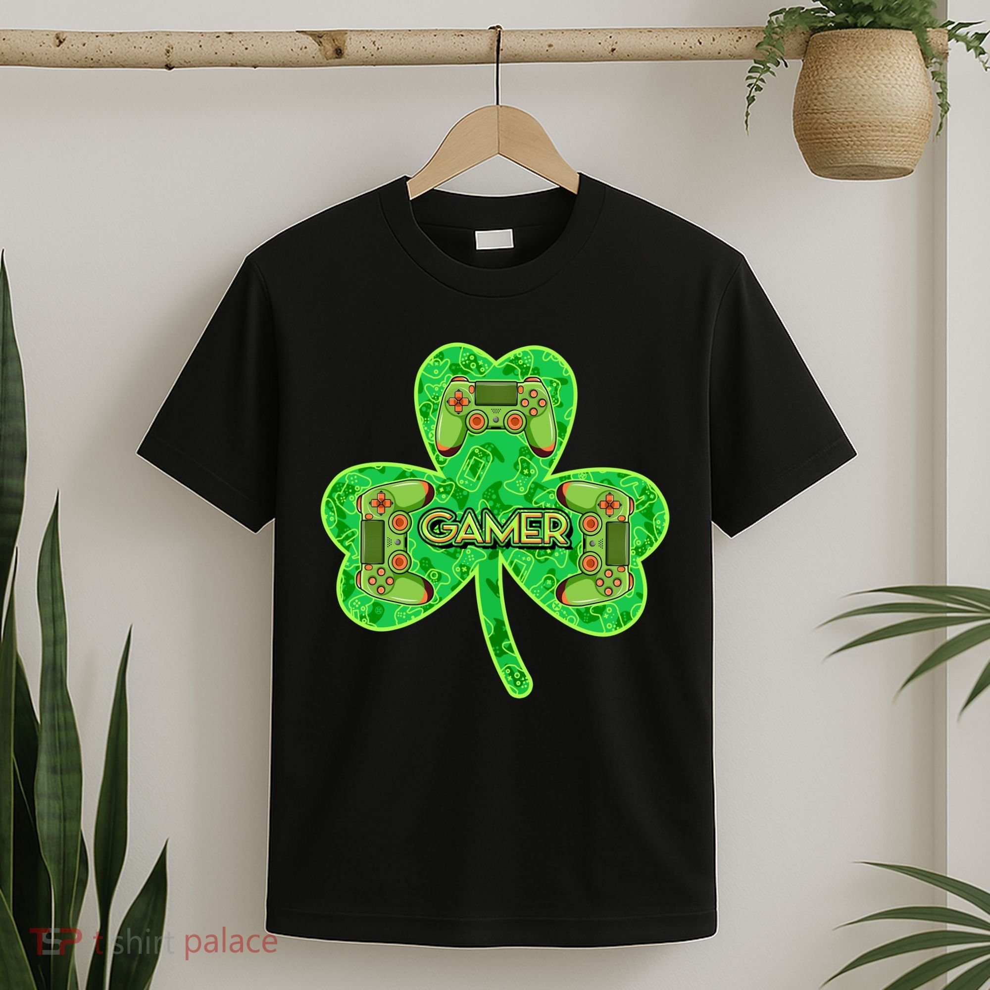 St Patrick's Day Shamrock Gamer T-Shirt