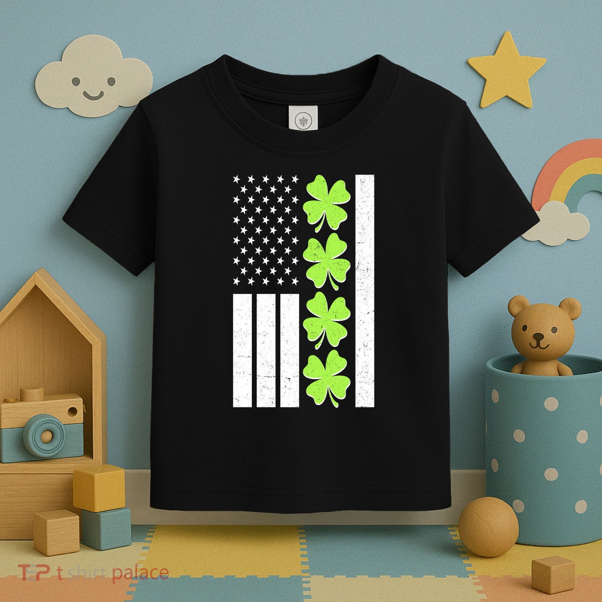 St Patrick's Day USA American Flag Shamrock Clovers Toddler T-Shirt
