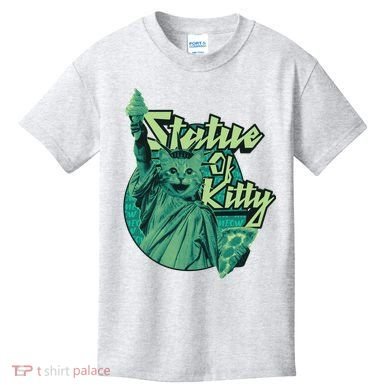 Statue Of Kitty Kids T-Shirt