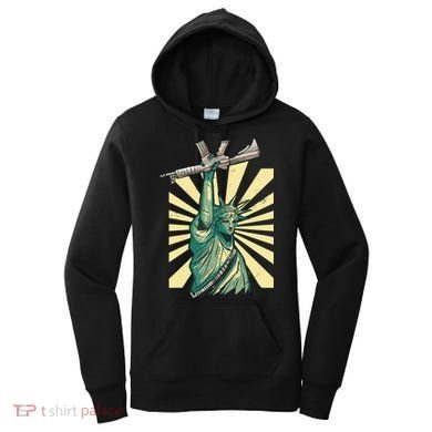 Statue Of Liberty Holding Gun Women's Hoodie