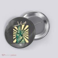 Statue Of Liberty Holding Gun Button thumb 0