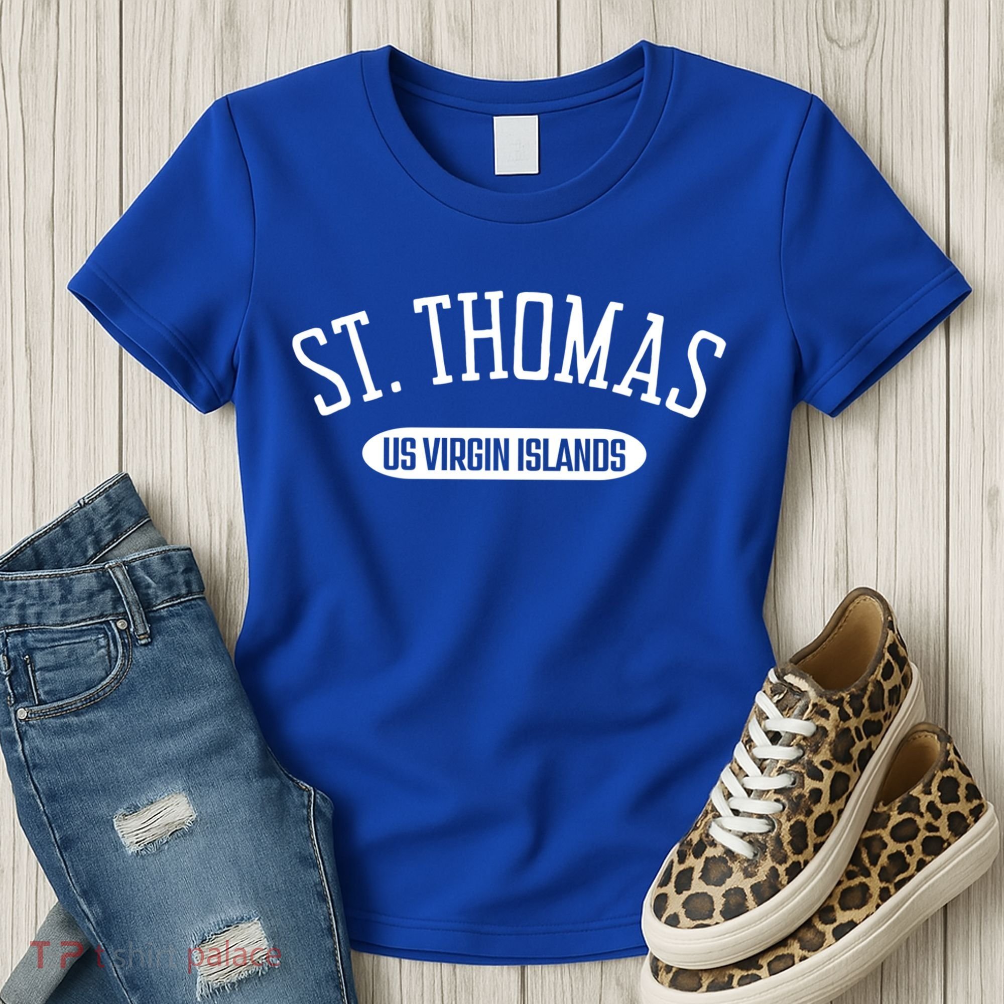 St Thomas Cool Gift Classic Style St Thomas Us Virgin Islands Gift Women's T-Shirt