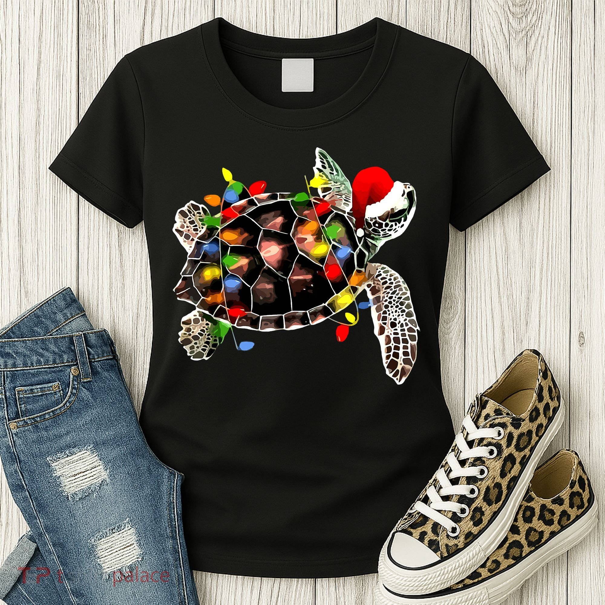 Sea Turtle Christmas Lights Funny Santa Hat Merry Christmas Women's T-Shirt
