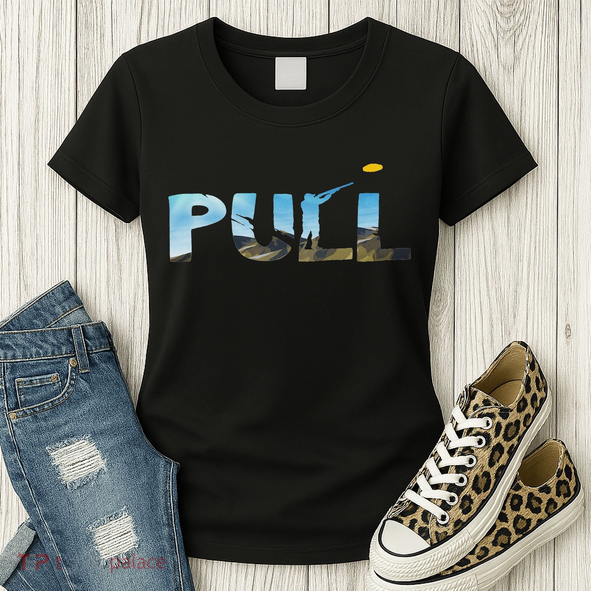 Skeet Trap Clay Pull Skeet Shooting Shooter Clay Shooting Women's T-Shirt
