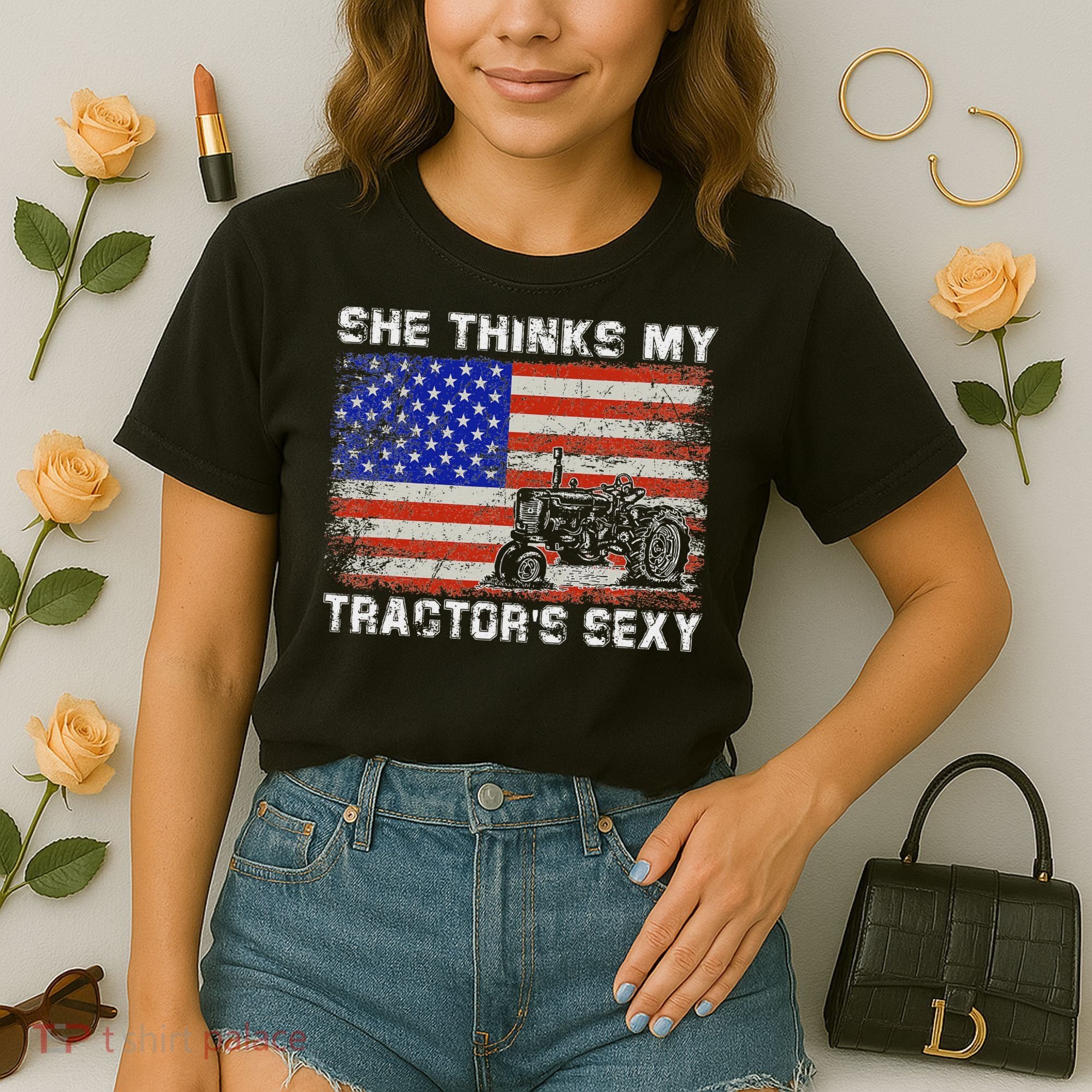 She Thinks My TractorS Sexy Tractor Driver Comfort Colors Boxy T-Shirt