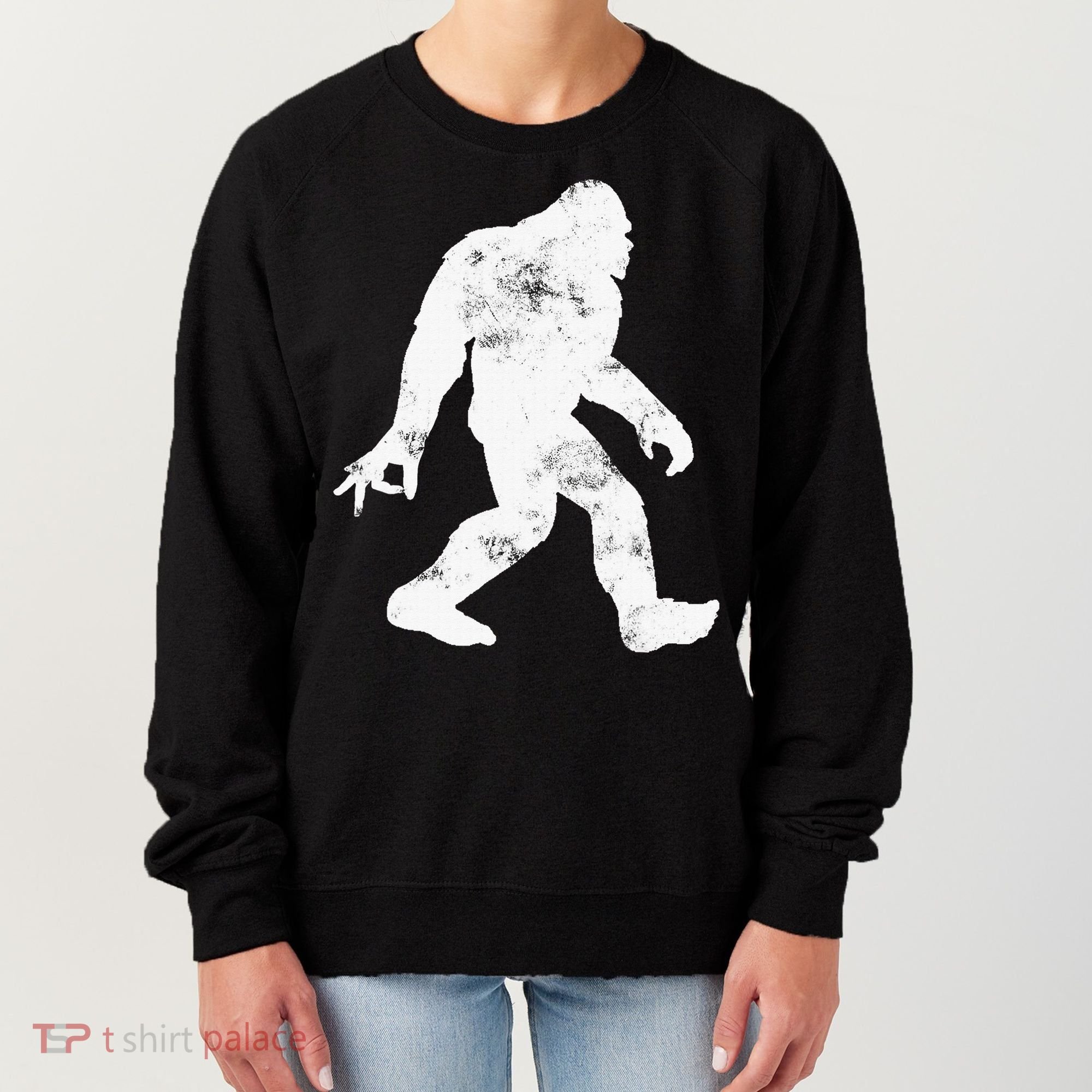 Squatching Through The Snow - Bigfoot Christmas Sasquatch Women's Sweatshirt