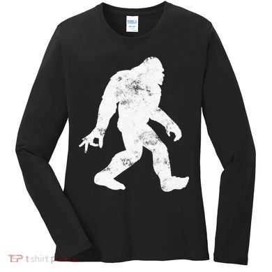 Squatching Through The Snow - Bigfoot Christmas Sasquatch Women's Long Sleeve Shirt