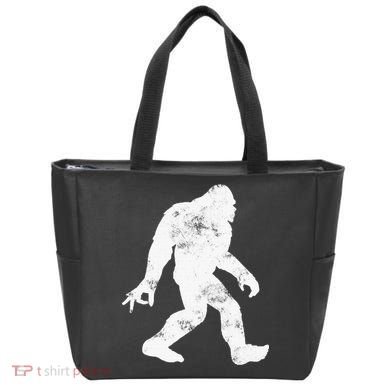 Squatching Through The Snow - Bigfoot Christmas Sasquatch Tote Bag