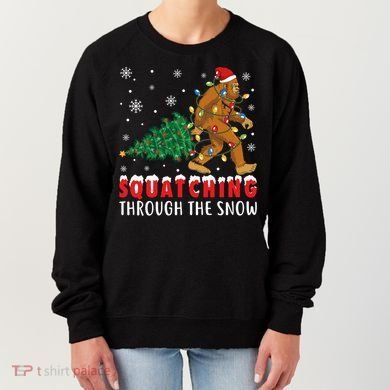 Squatching Through The Snow Christmas Bigfoot Sasquatch Cute Gift Women's Sweatshirt