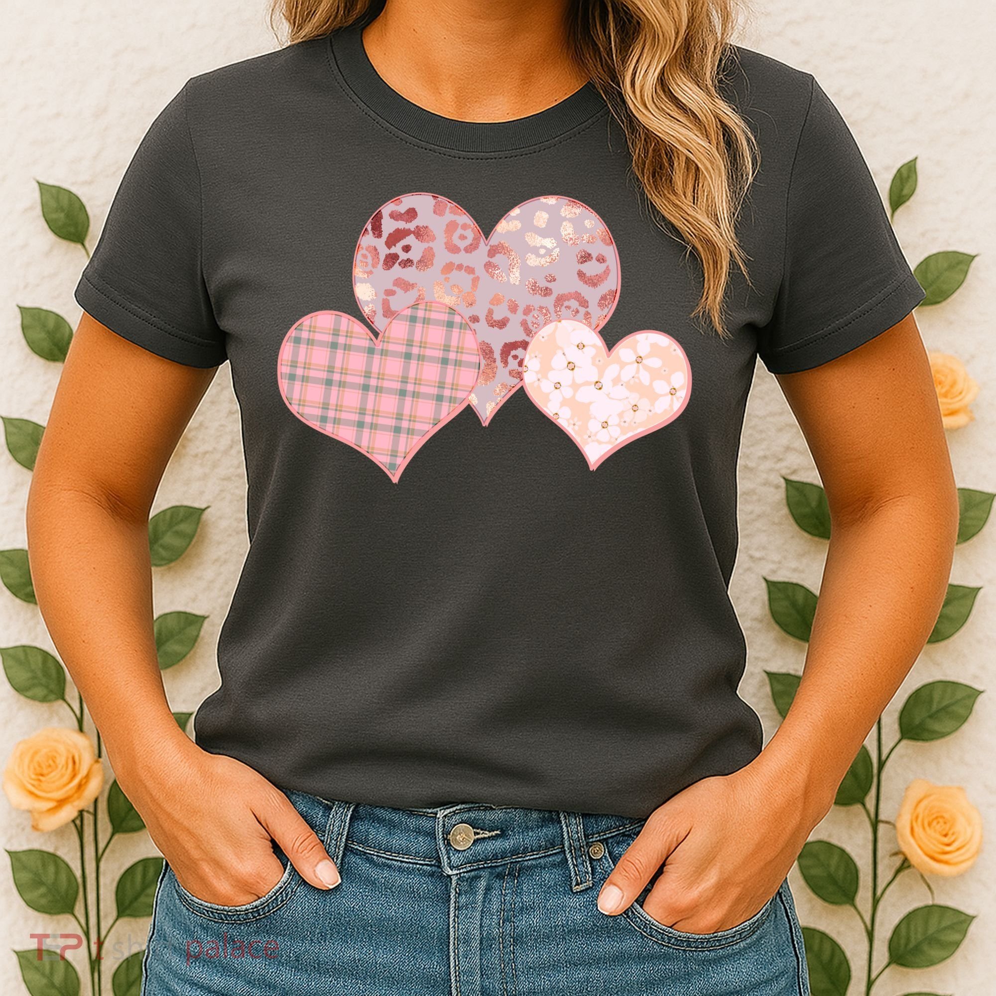 Stylish Pattern Hearts Women's T-Shirt