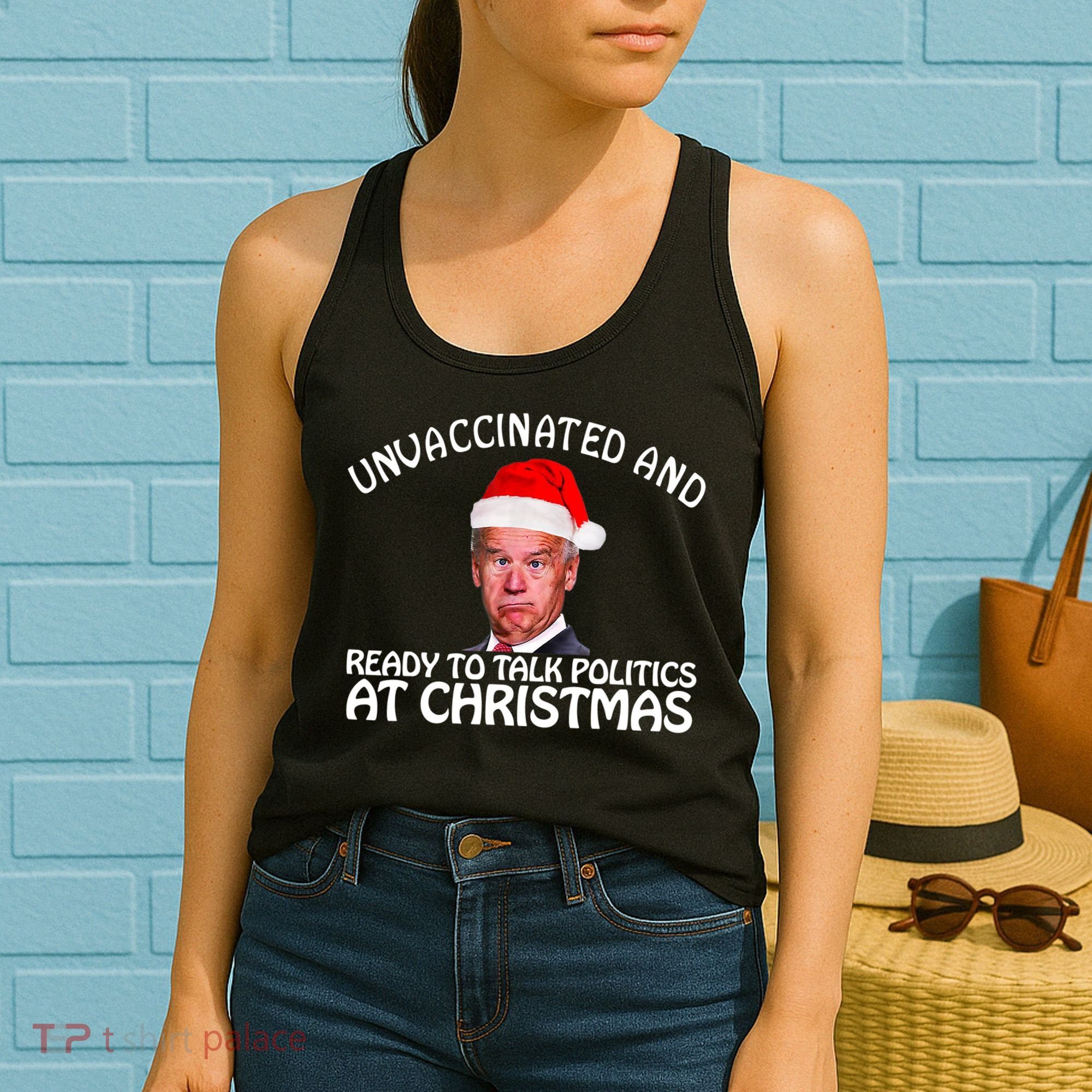 Santa Unvaccinated And Ready To Talk Politics At Christmas Women's Tank Top