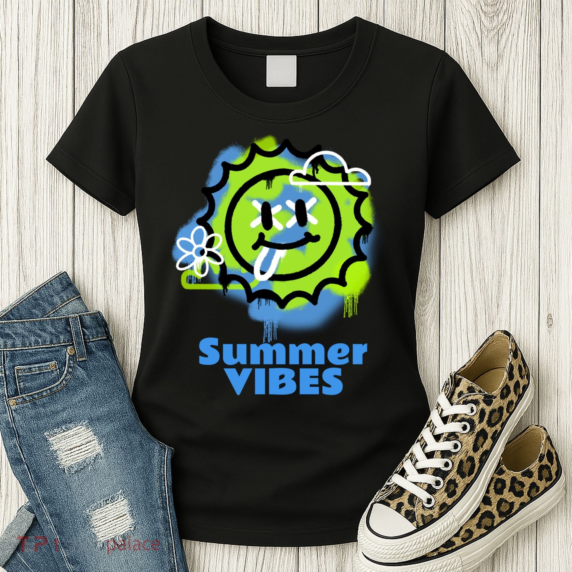 Summer Vibes Gift Women's T-Shirt