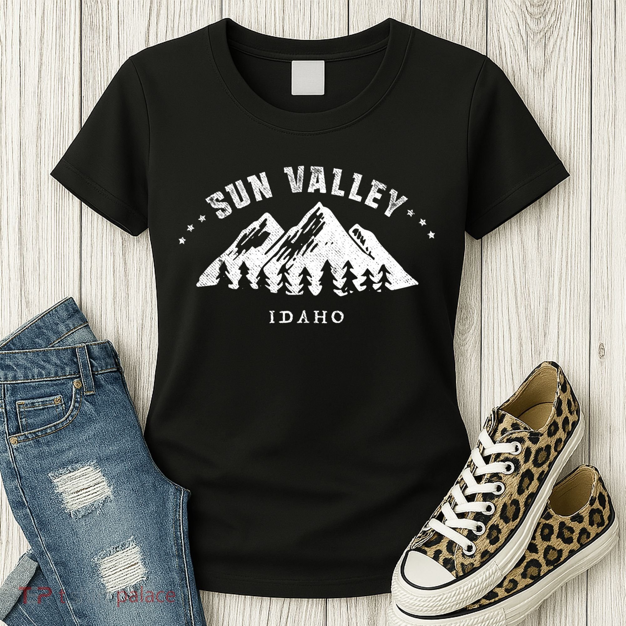 Sun Valley Idaho Outdoors Adventure Mountain Graphic Gift Women's T-Shirt