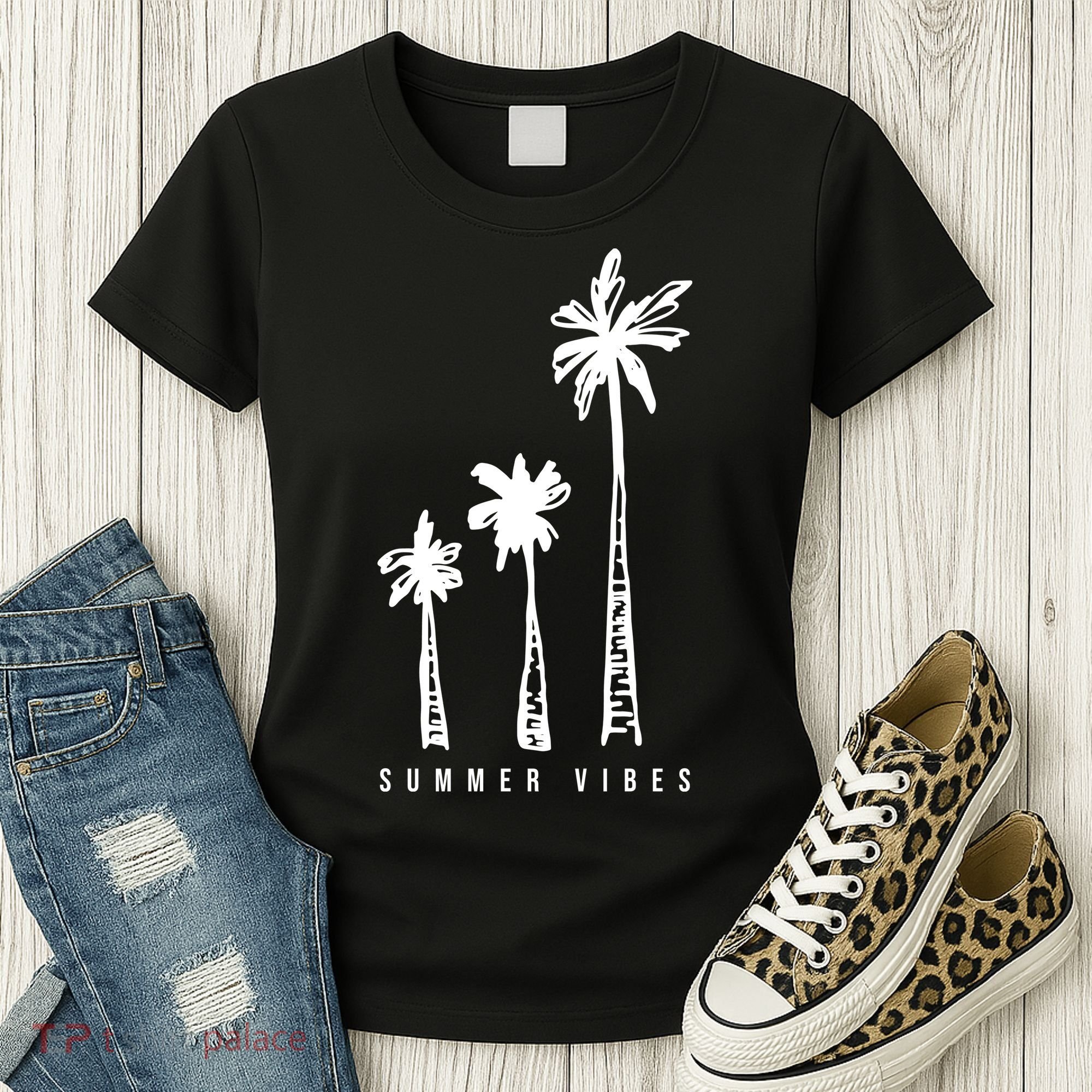 Summer Vibes Retro Palm Tree Women's T-Shirt