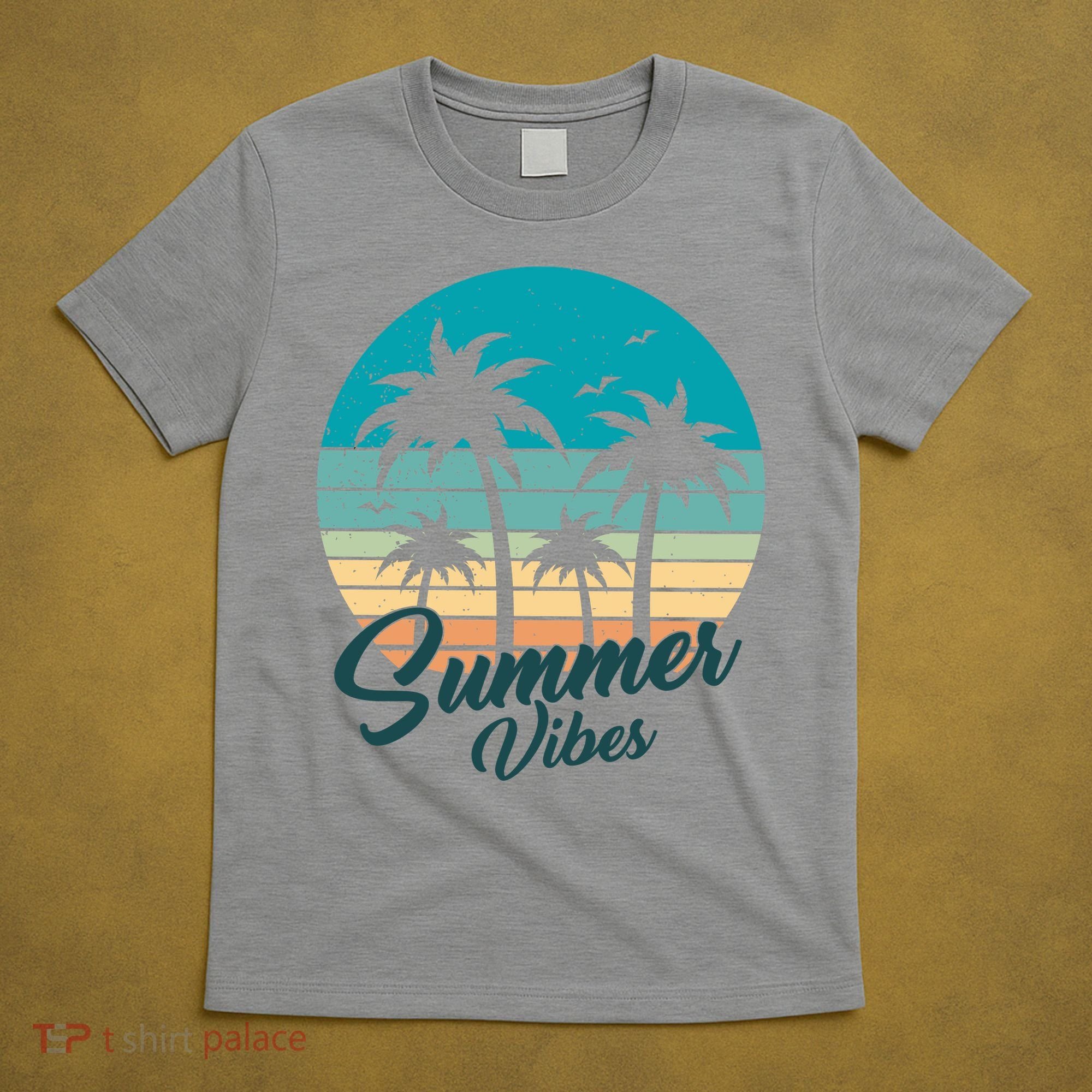 Summer Vibes Retro Sunset Vintage Palm Tree T-Shirt