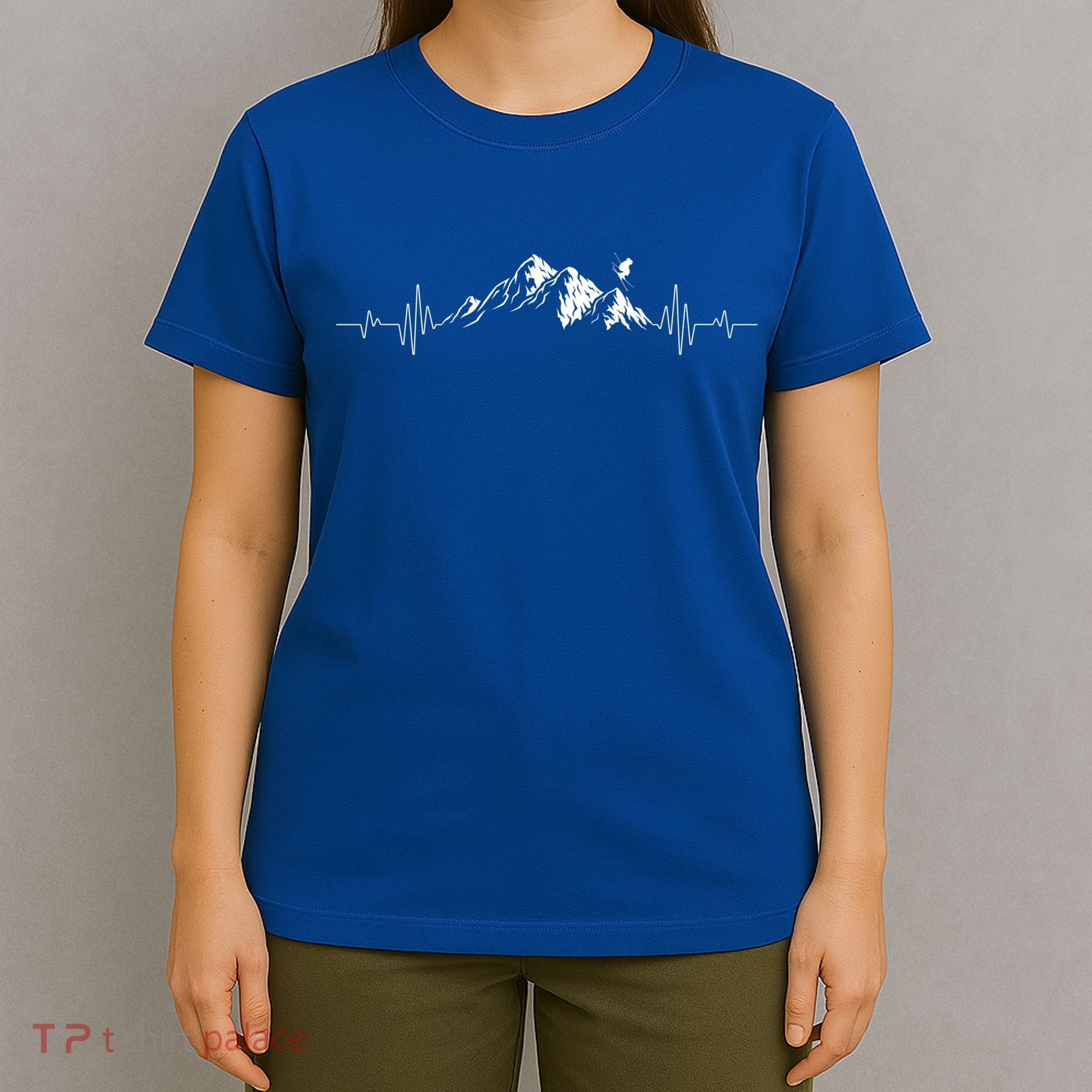 Ski Vintage Skier Heartbeat Mountains Retro Skiing Ecg Gift T-Shirt