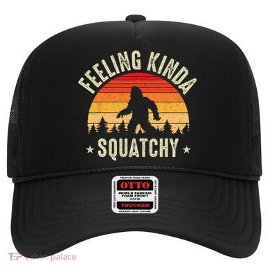 Sasquatch Vintage Sunset Bigfoot Retro Distressed 60s Funny Hat