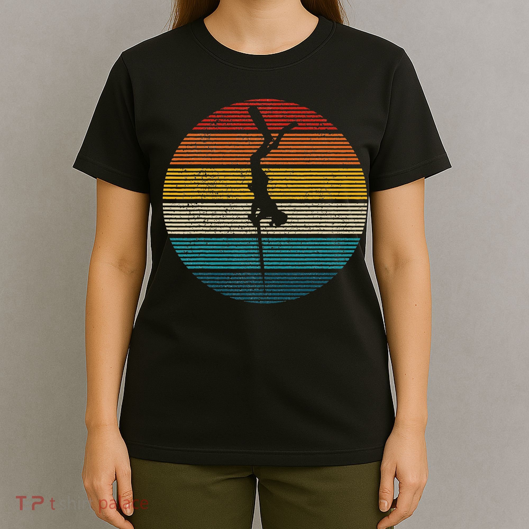 Spearfishing Vintage Spear Fishing Fisherman Gift T-Shirt