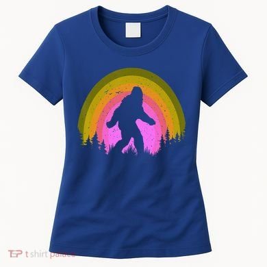 Sasquatch Vintage Sunset Bigfoot Retro Distressed 60sFunny Gift Women's T-Shirt