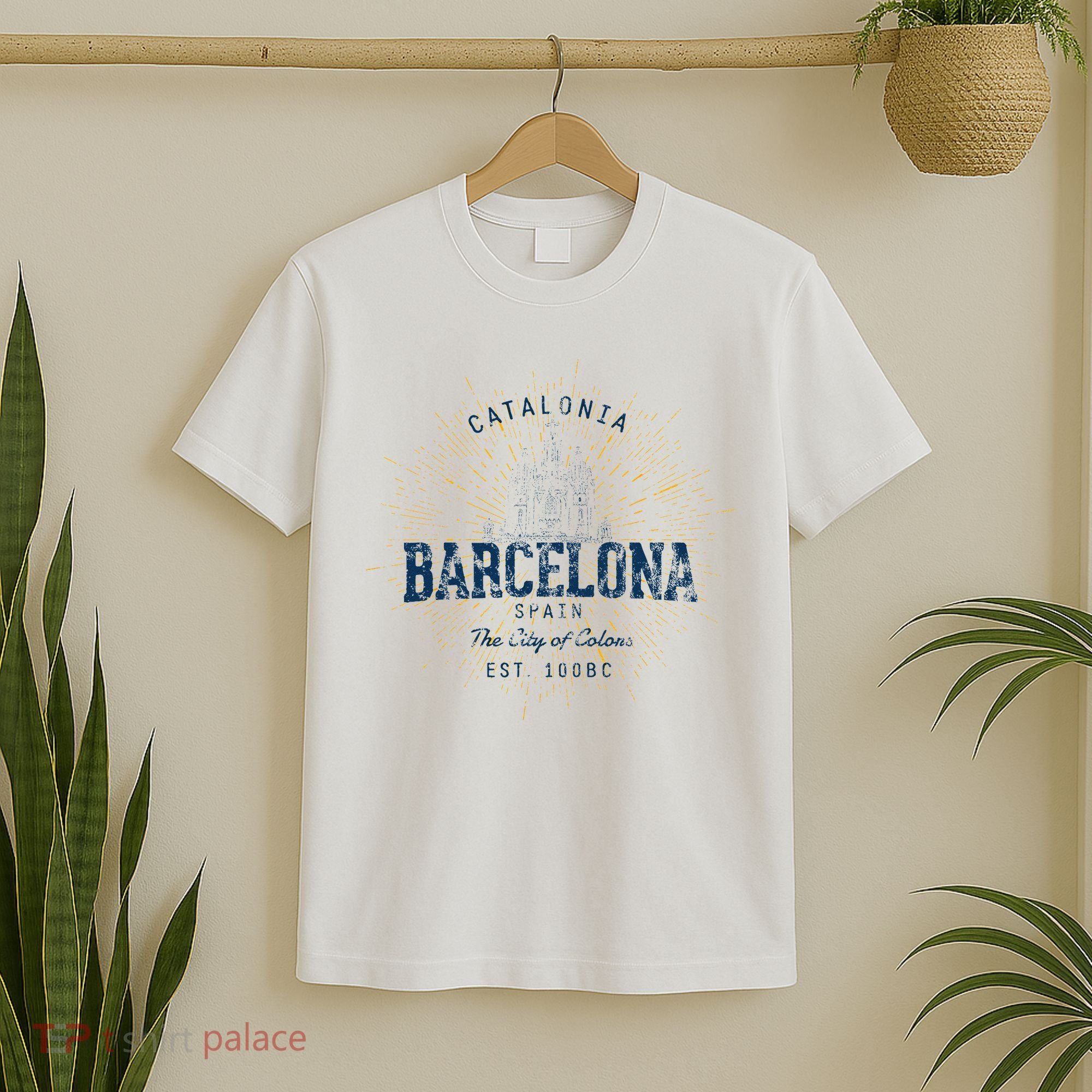 Spain Vacation Souvenir Vintage Barcelona T-Shirt
