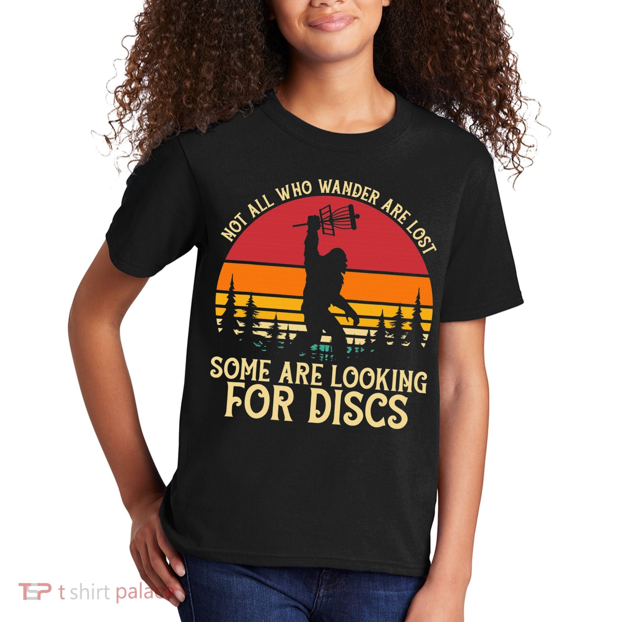Sasquatch Yeti Frisbee Golf Ultimate Bigfoot Disc Golf Kids T-Shirt