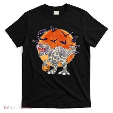 T-Rex Mummy Attack Spooky Halloween T-Shirt