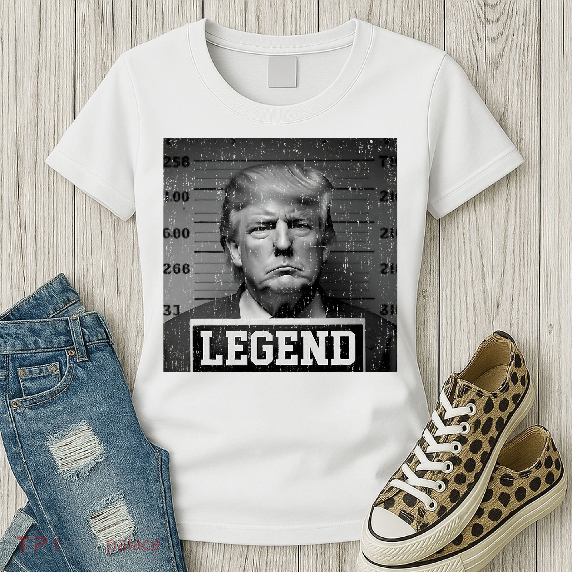 Trump 2024 Mugshot President Legend Women's T-Shirt