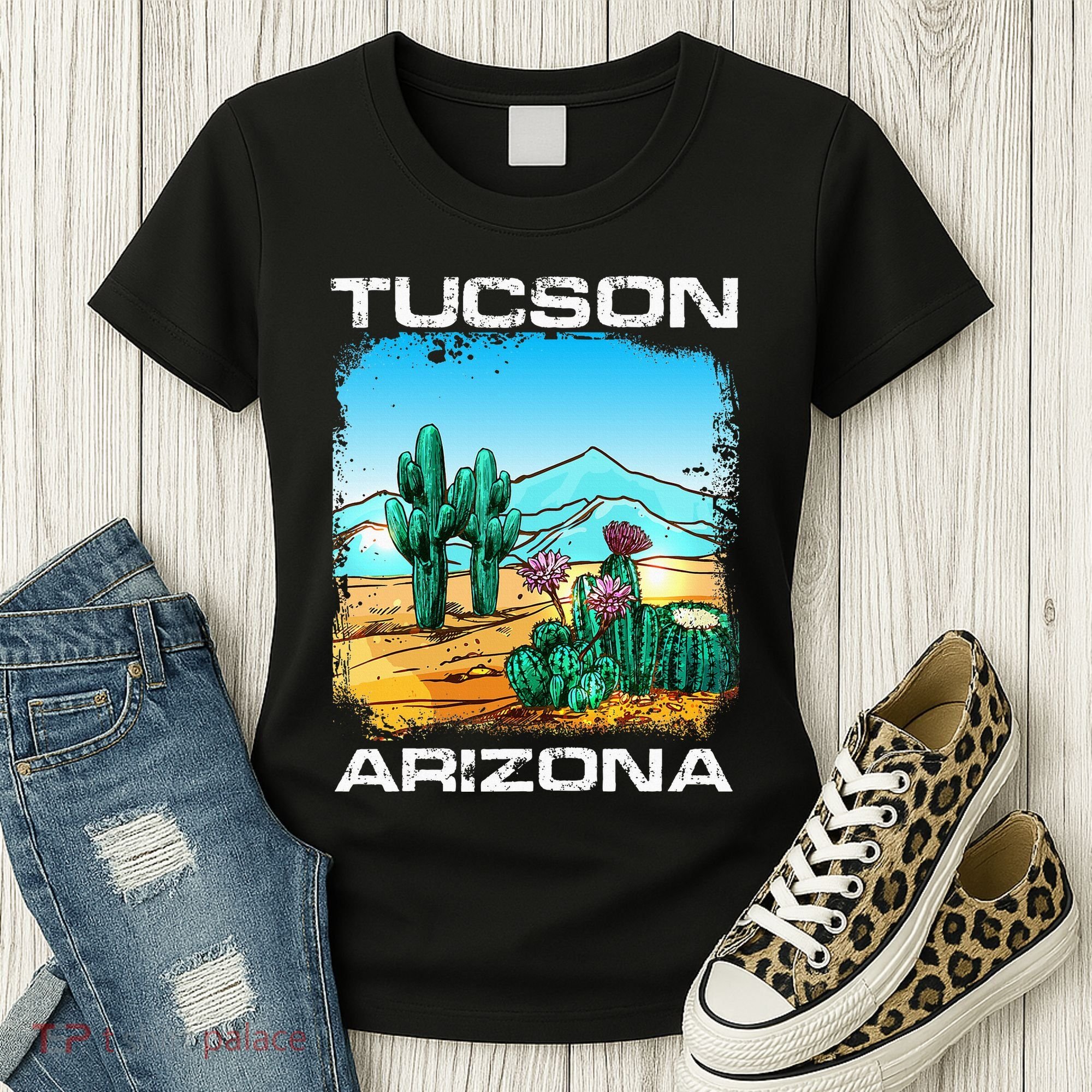 Tucson Arizona Desert Retro Cactus Women's T-Shirt