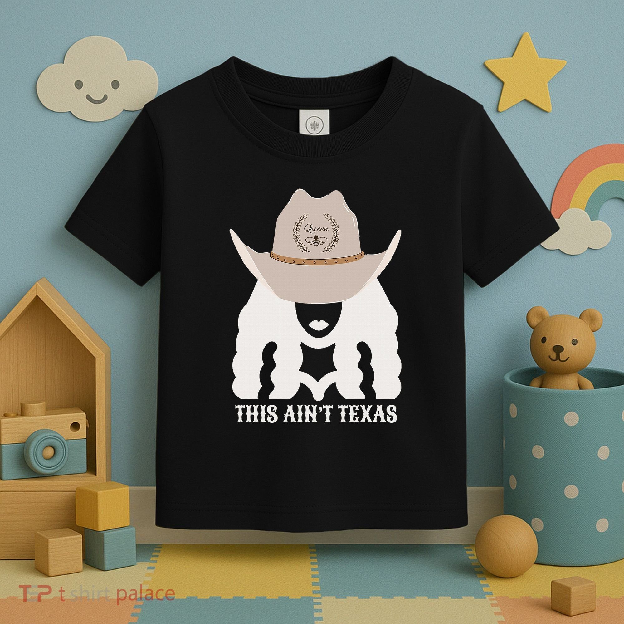 This Ain’T Texas Cowgirl Queen Bee Silhouette Texas Holdem Toddler T-Shirt