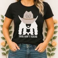 This Ain’T Texas Cowgirl Queen Bee Silhouette Texas Holdem Women's T-Shirt thumb 2